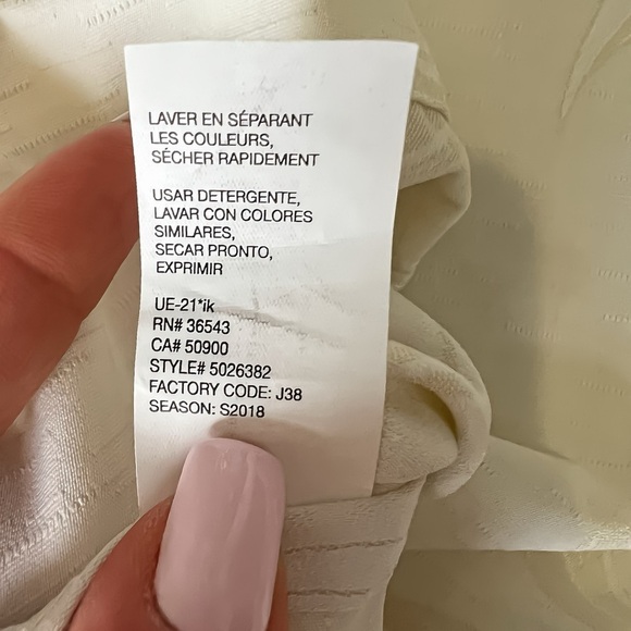 VAN HEUSEN Button Up Shirt - CRM Almond Milk - XXL (18-18.5) - Picture 7 of 10